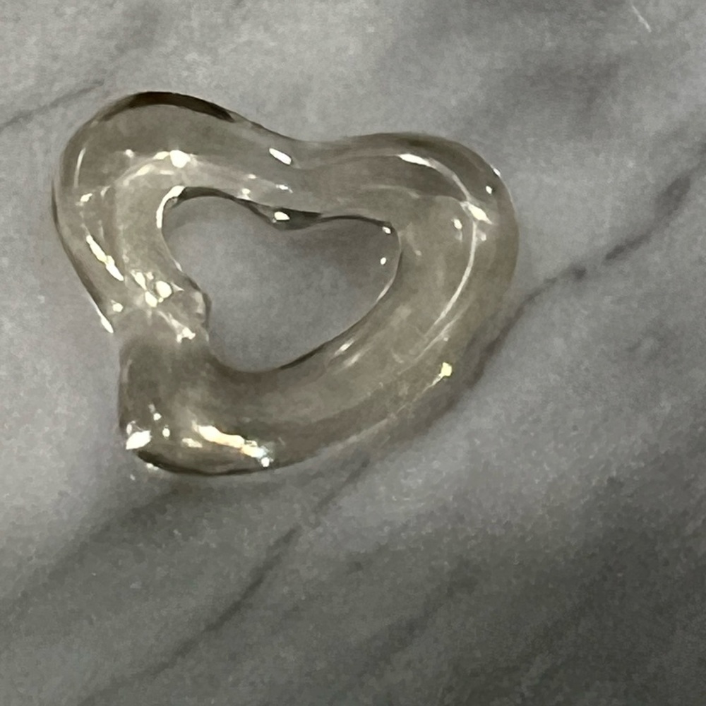 Tiffany Elsa Peretti vintage yellow quartz open heart pendant.
